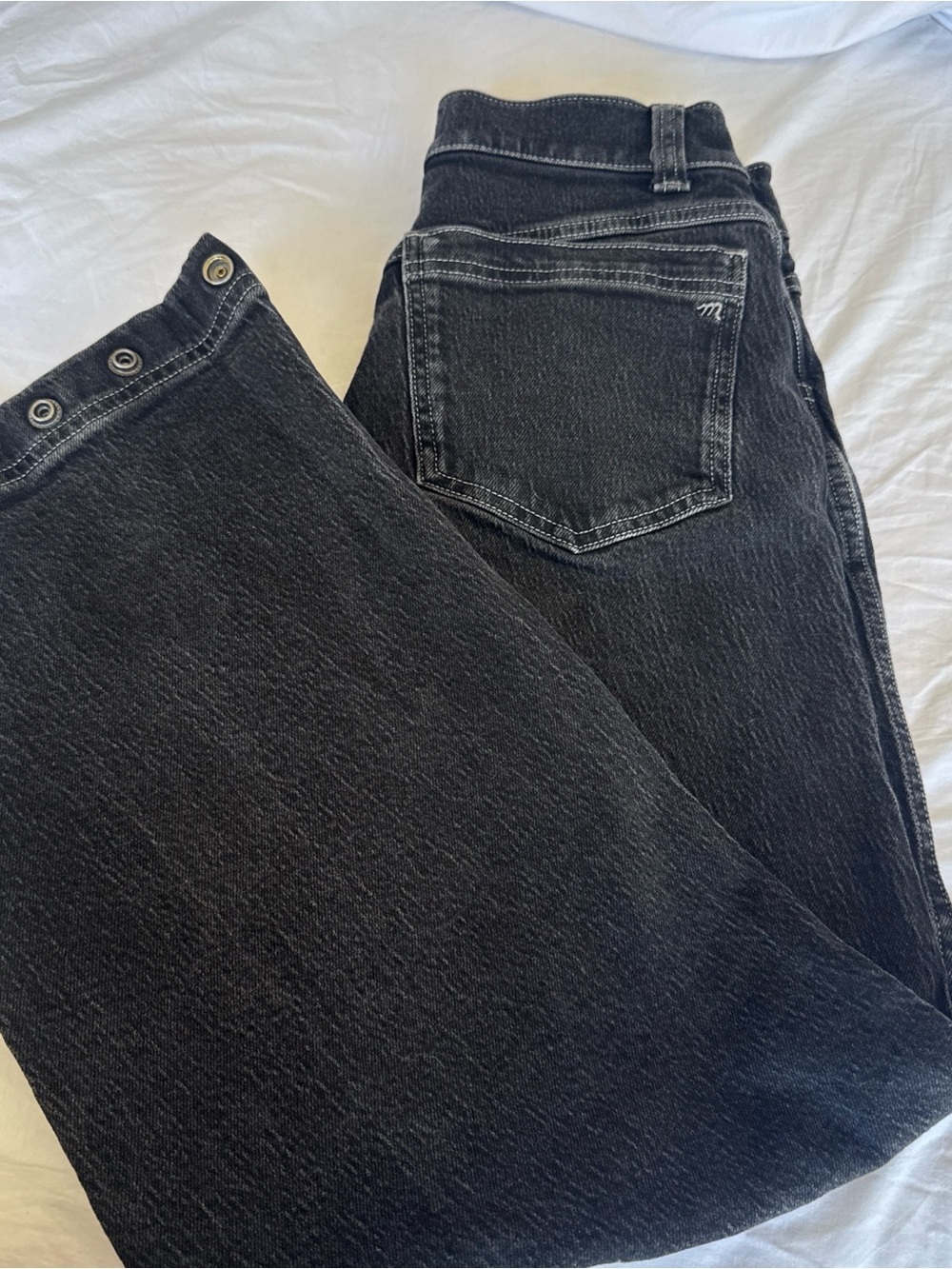 Madewell Women's Black Relaxed Jeans - Picture 6 of 7